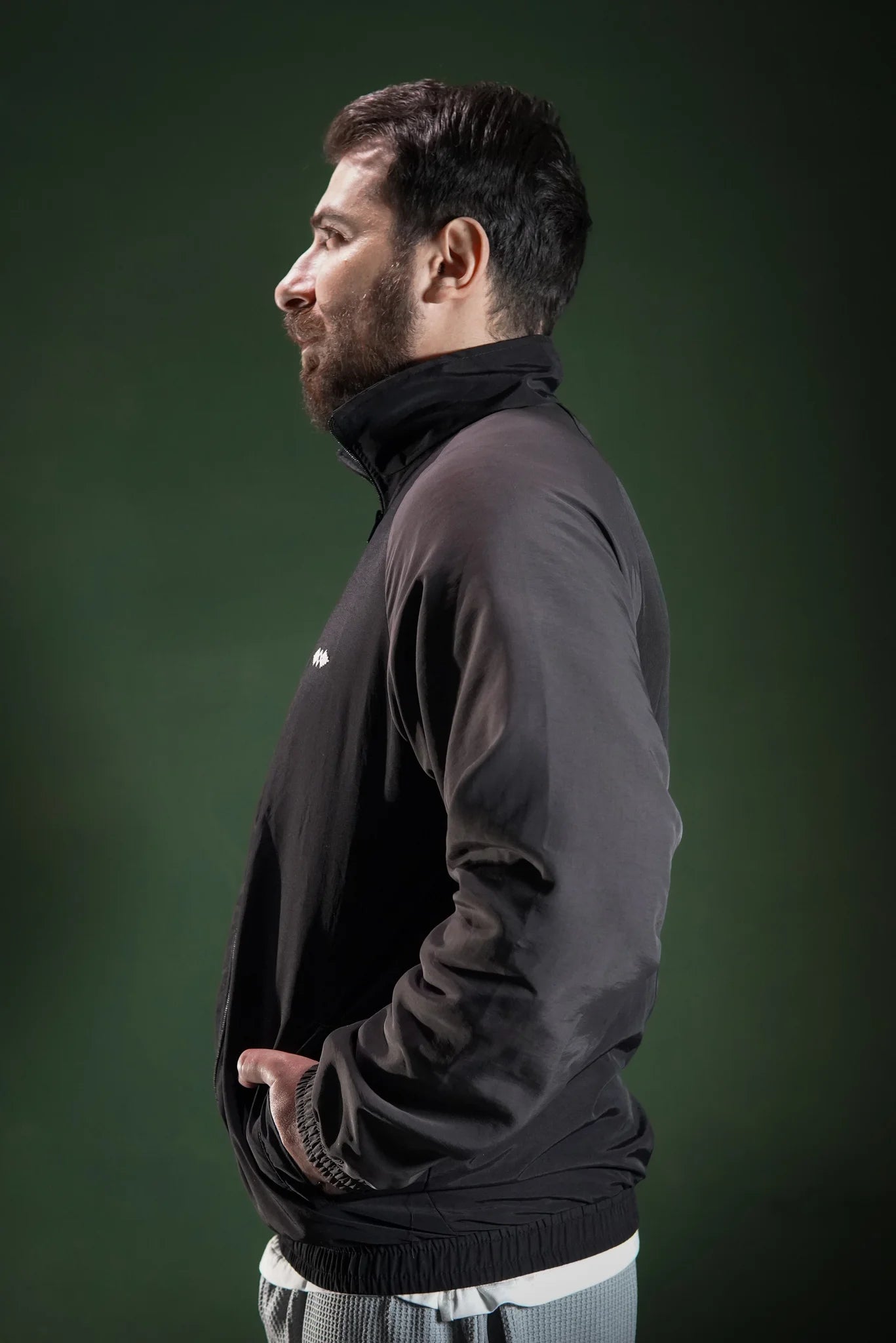 Men’s windbreaker jacket  Dark Grey side view Ideal for gym and streetwear