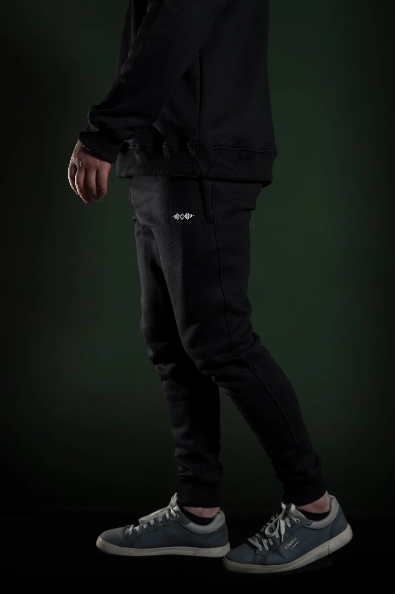Men’s winter fleece sweatpants Black front view. Soft, warm, and stylish