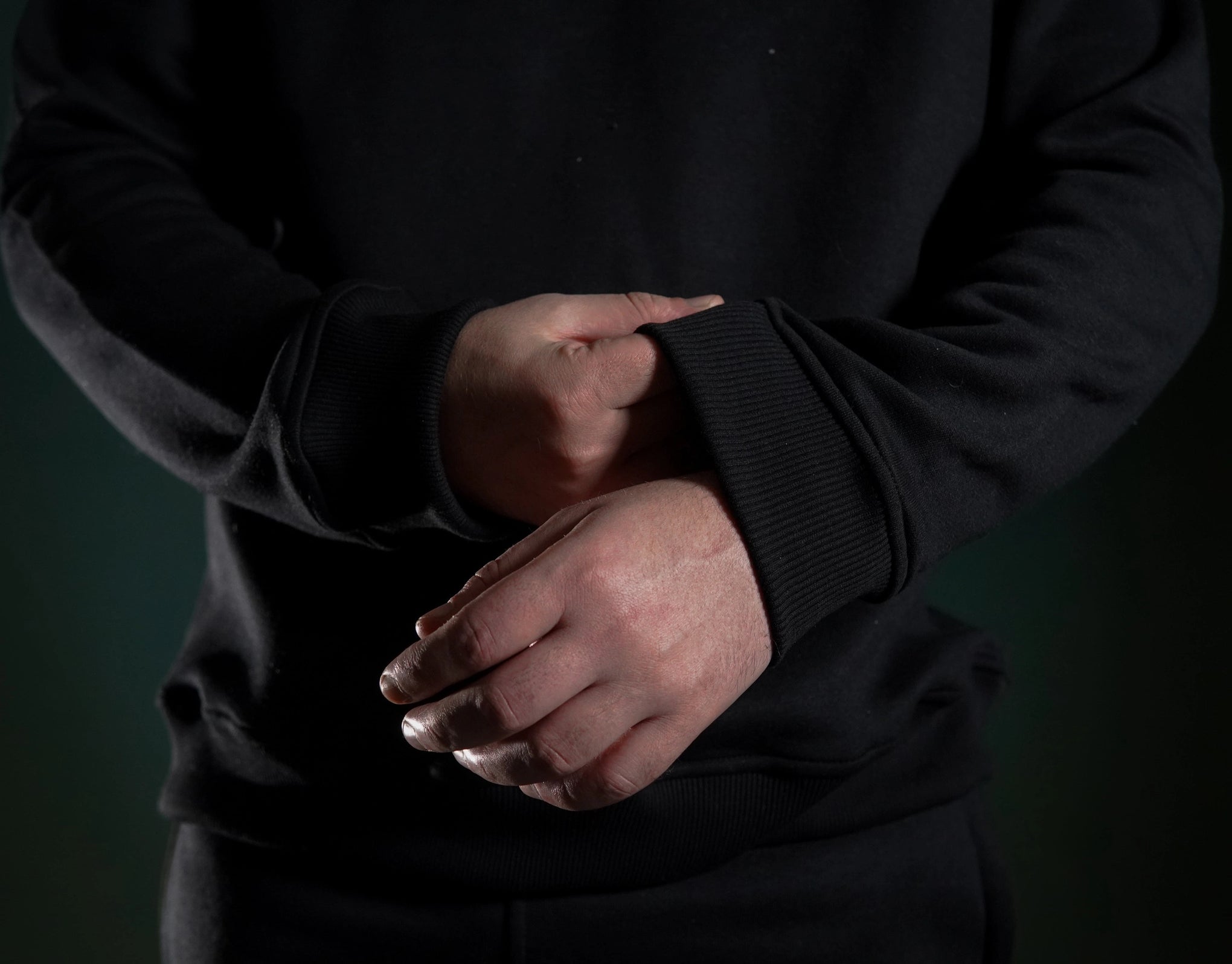 Men’s winter fleece sweatshirt Black, detailed view of fabric texture and stitching