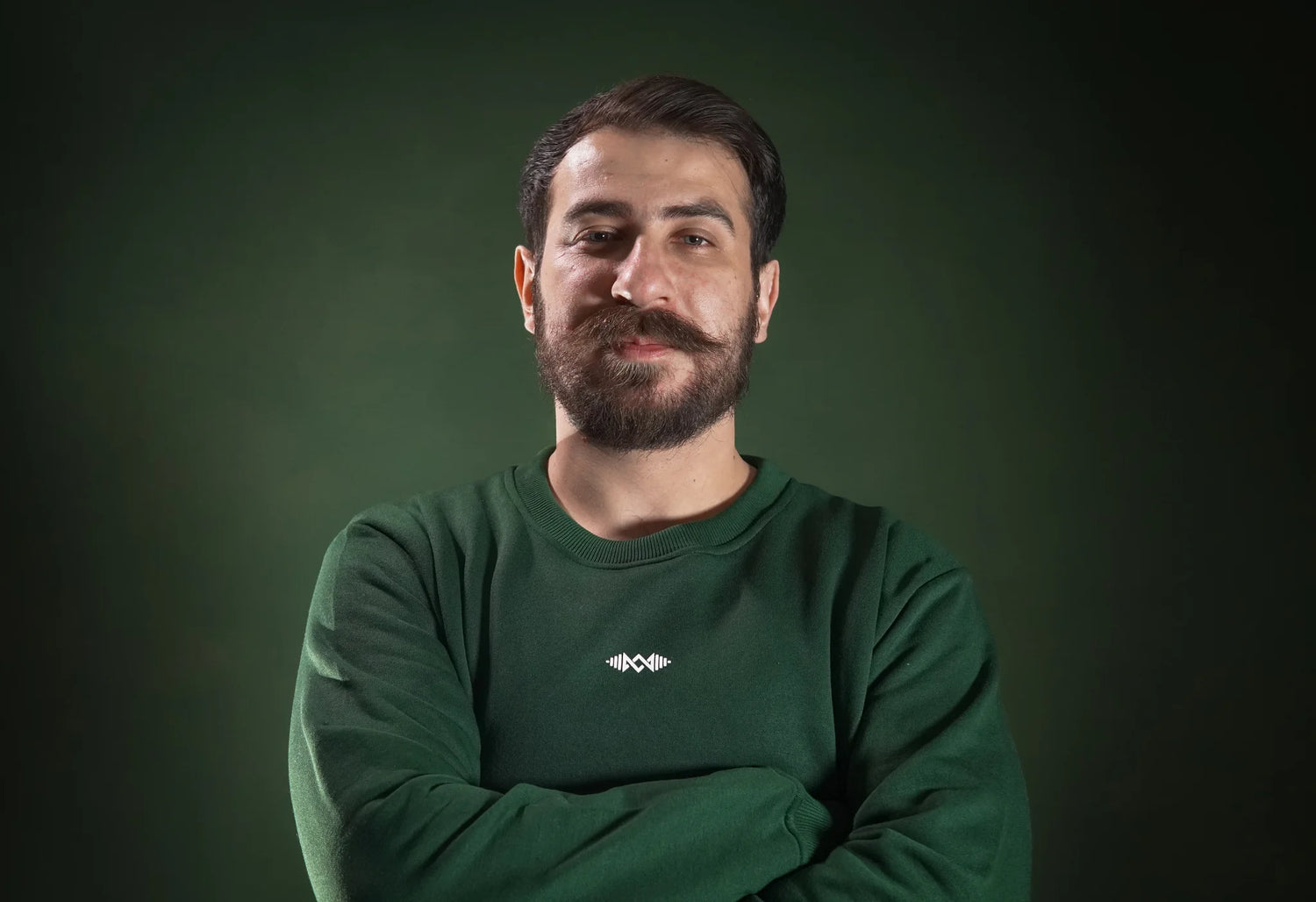 Men’s winter fleece sweatshirt Green,front view. Soft, warm and stylish