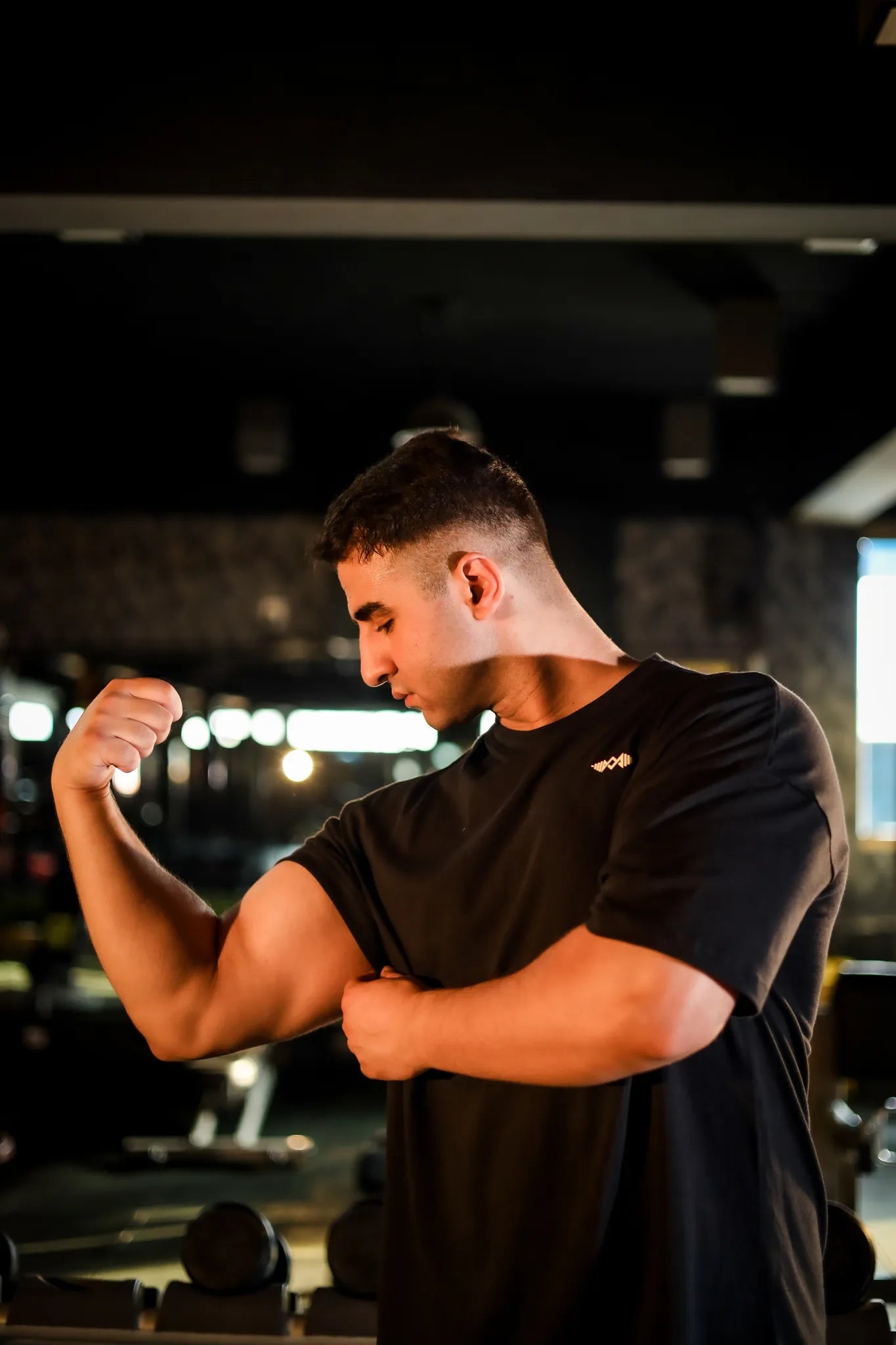 Murks Wear black oversize Tee side view